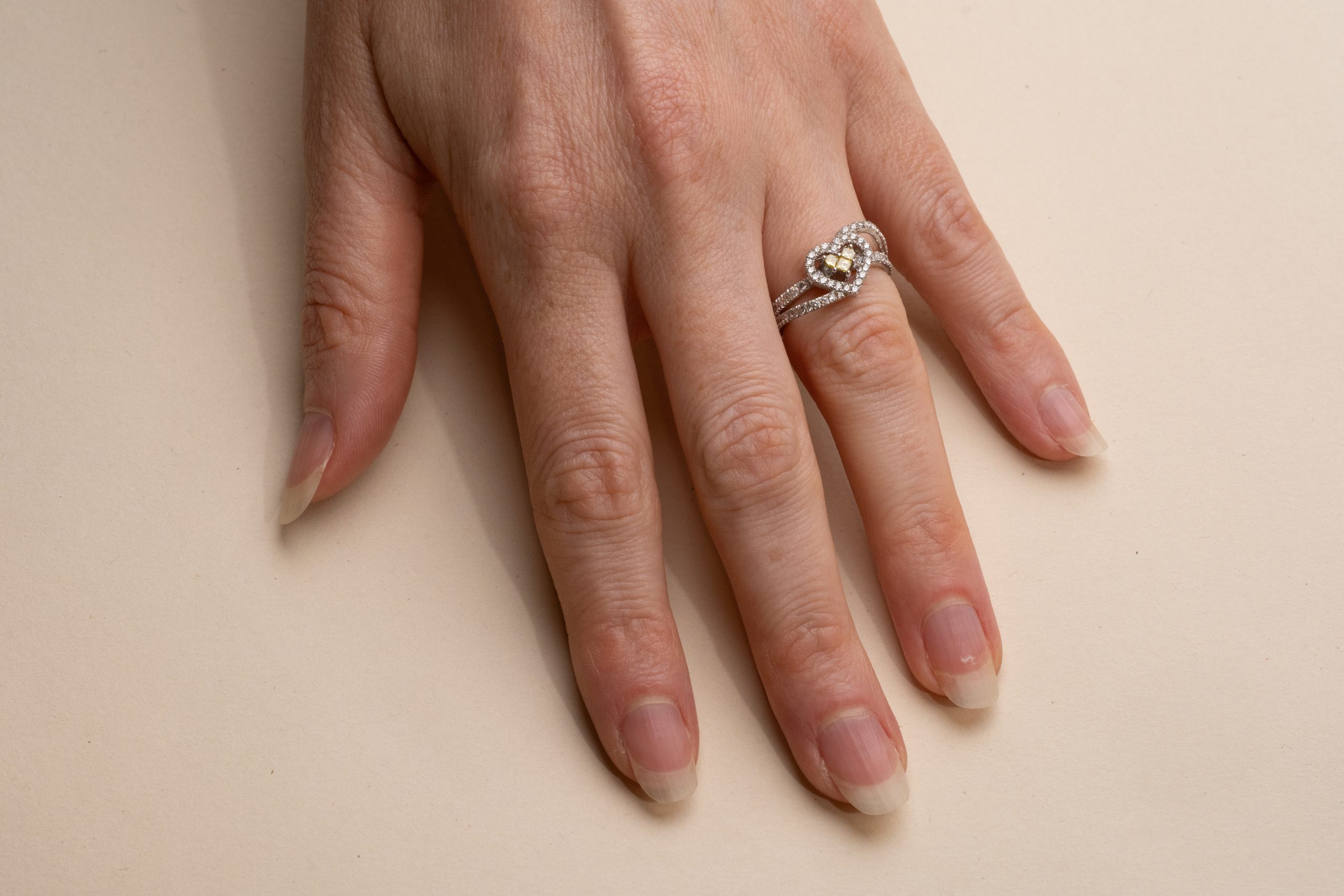 Hjärtring gul diamant