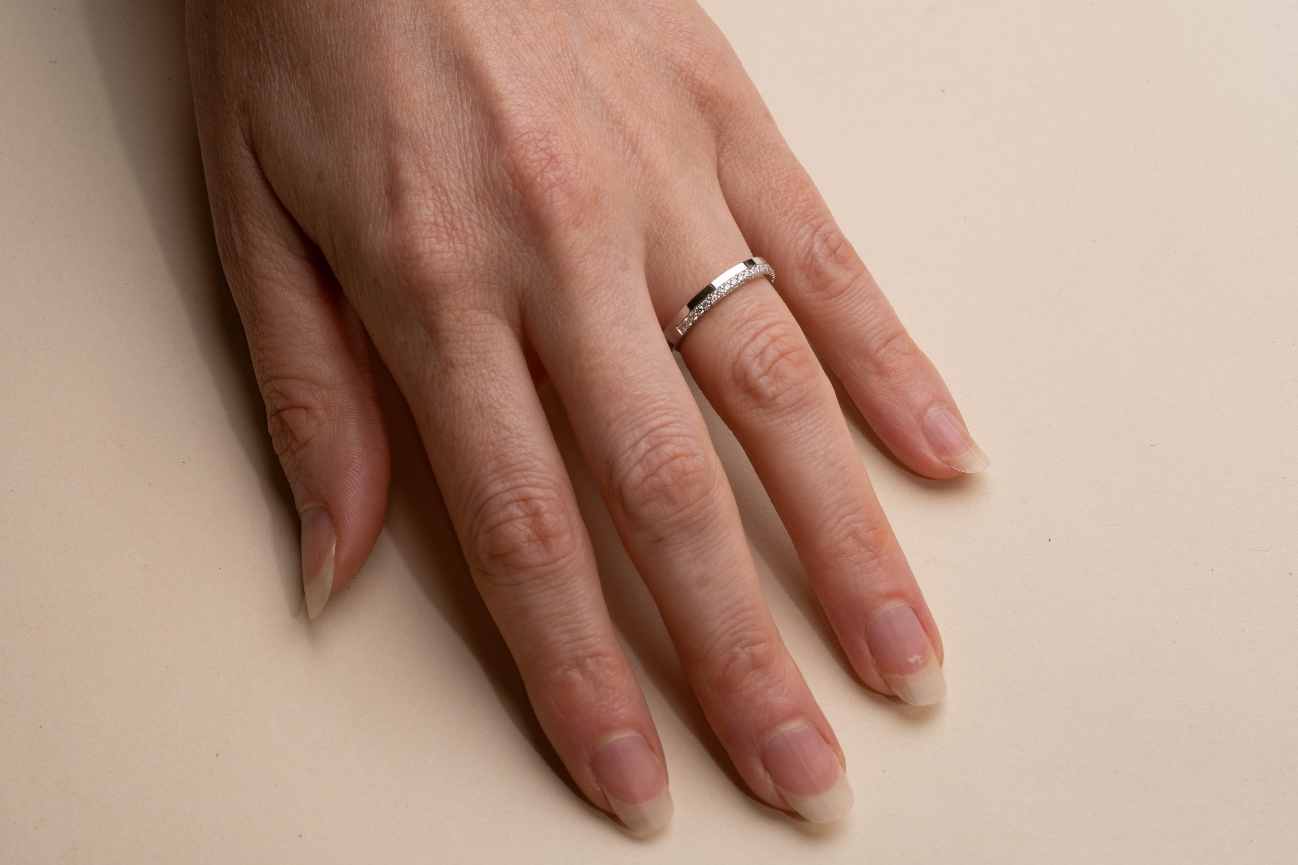 Delad allians vitguld