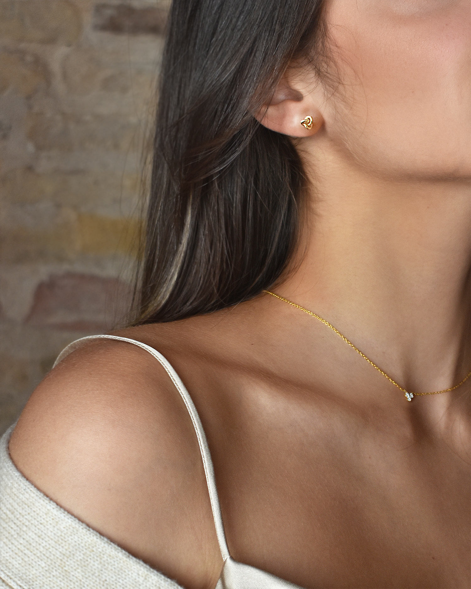 Le-Knot-drop-studs-gold-02