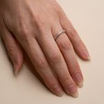 Chantal vitguld nio stenar